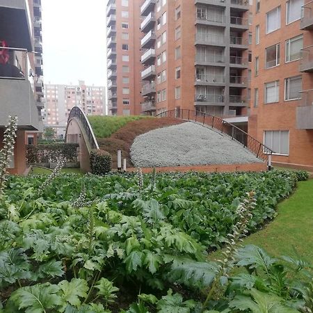 Hermosa Habitacion Privada En Conjunto Residencial Cerca Al Aeropuerto Y Terminal De Bogota, Zonas Comunes Se Comparten Con 1 Persona Daire Dış mekan fotoğraf